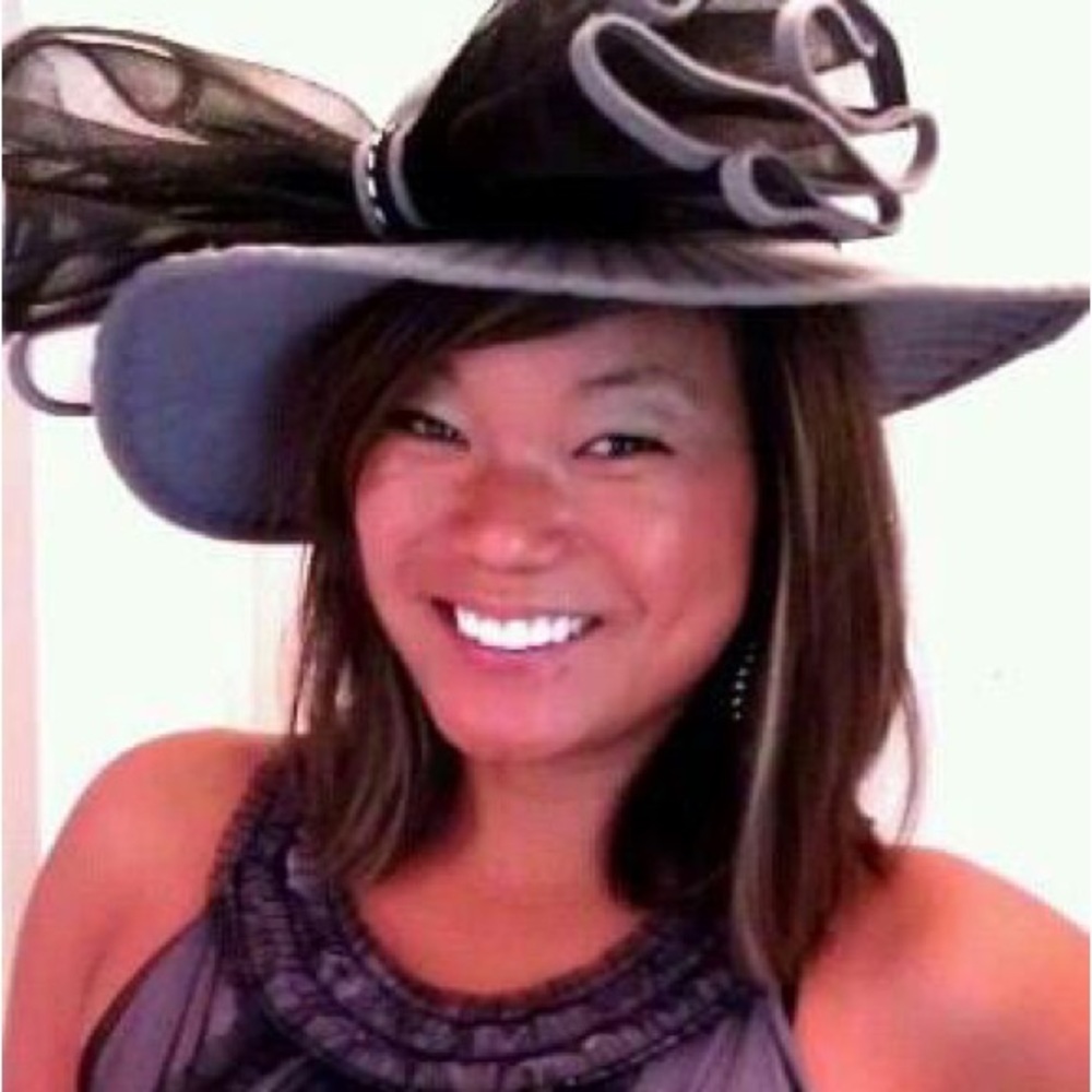 Meet your Posher, Mia